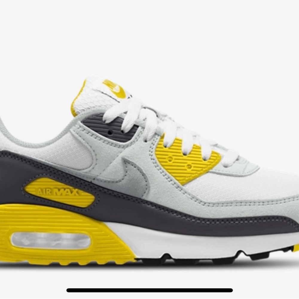 🎈🎉🎉BOGO 1/2 Nike Air Max 90 Size 7Y EUC🎈🎉